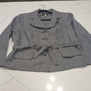 Black and White Tailored Blazer with Notched Lapels By Sweet Suit Sz 16W New